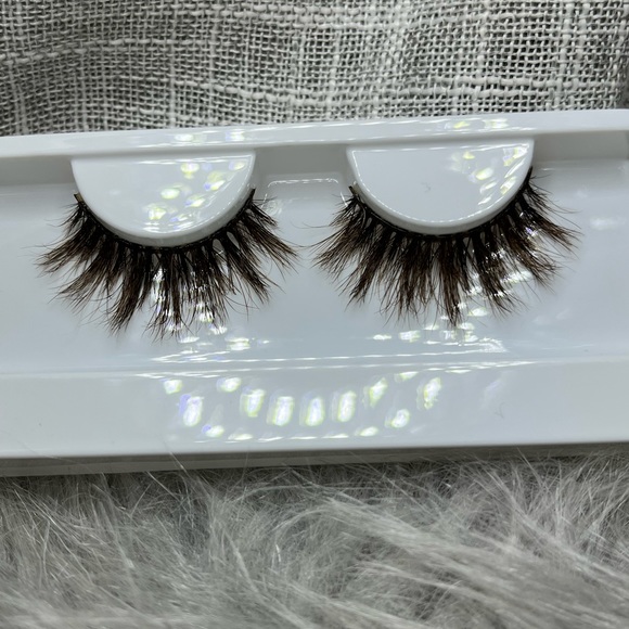 Brown Mink Lashes 16MM 3D Full Volume Medium Eyelashes - Picture 2 of 6